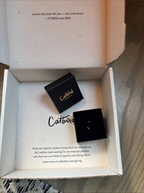 Catbird little secret earrings (pair)